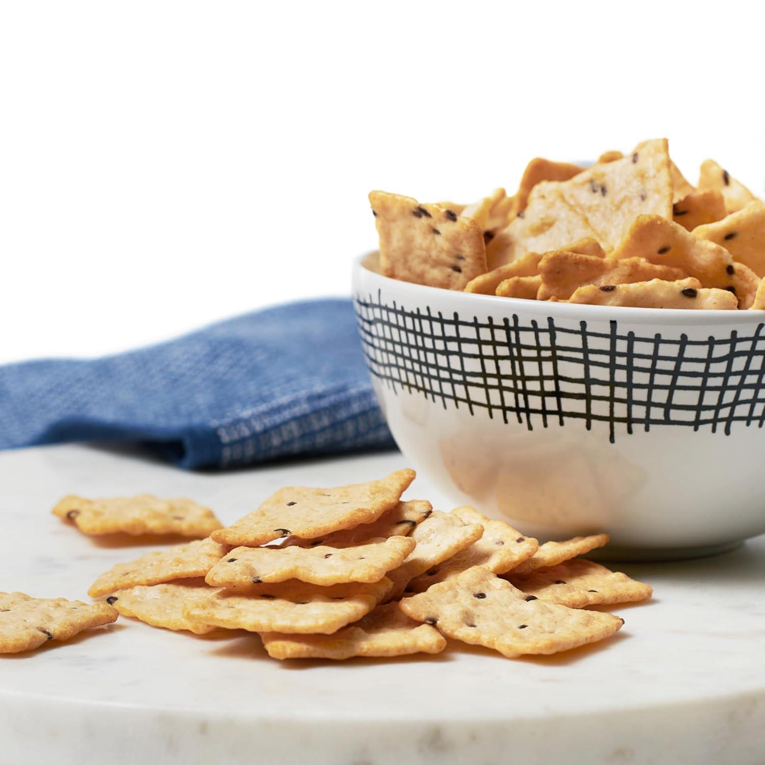 imageMunchkin Milkmakers Lactation Cheddar Crisps for Breastfeeding Moms with Oats and Flax 6 CountSea Salt Crisps